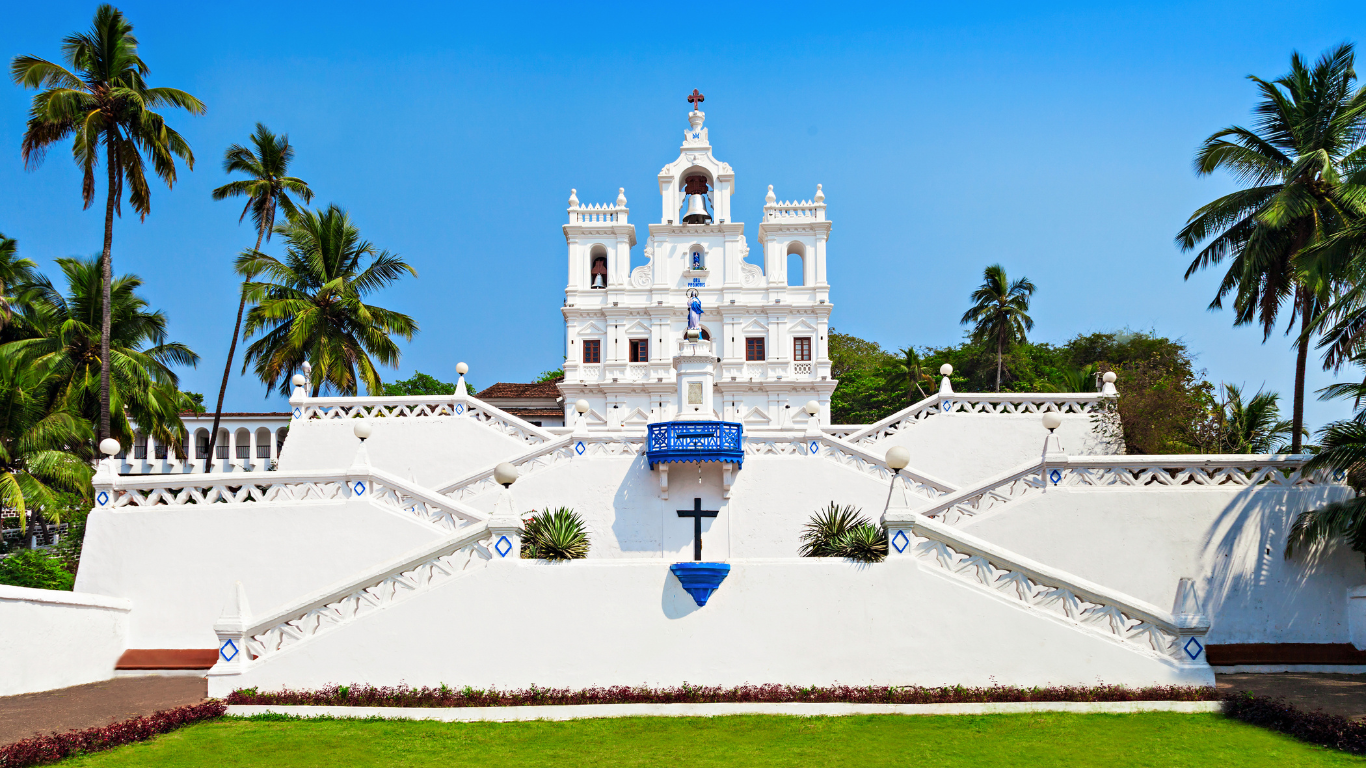 Golden Triangle tour with Mumbai and Goa