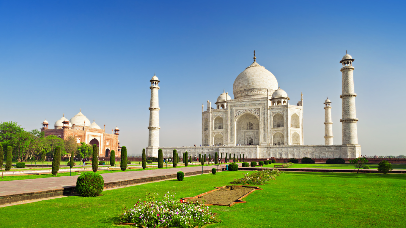 Golden Triangle Tour with Varanasi