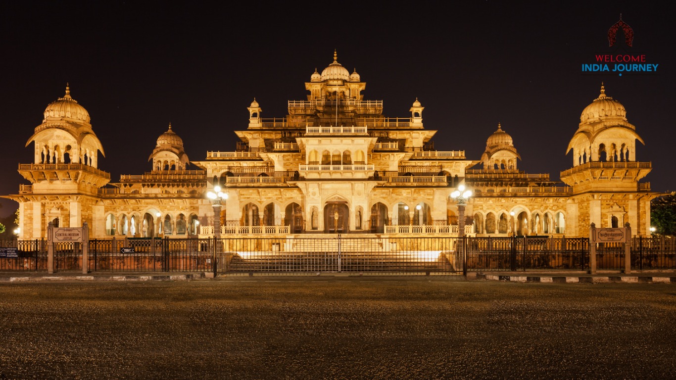 Udaipur Overnight Tour from Delhi by Flight