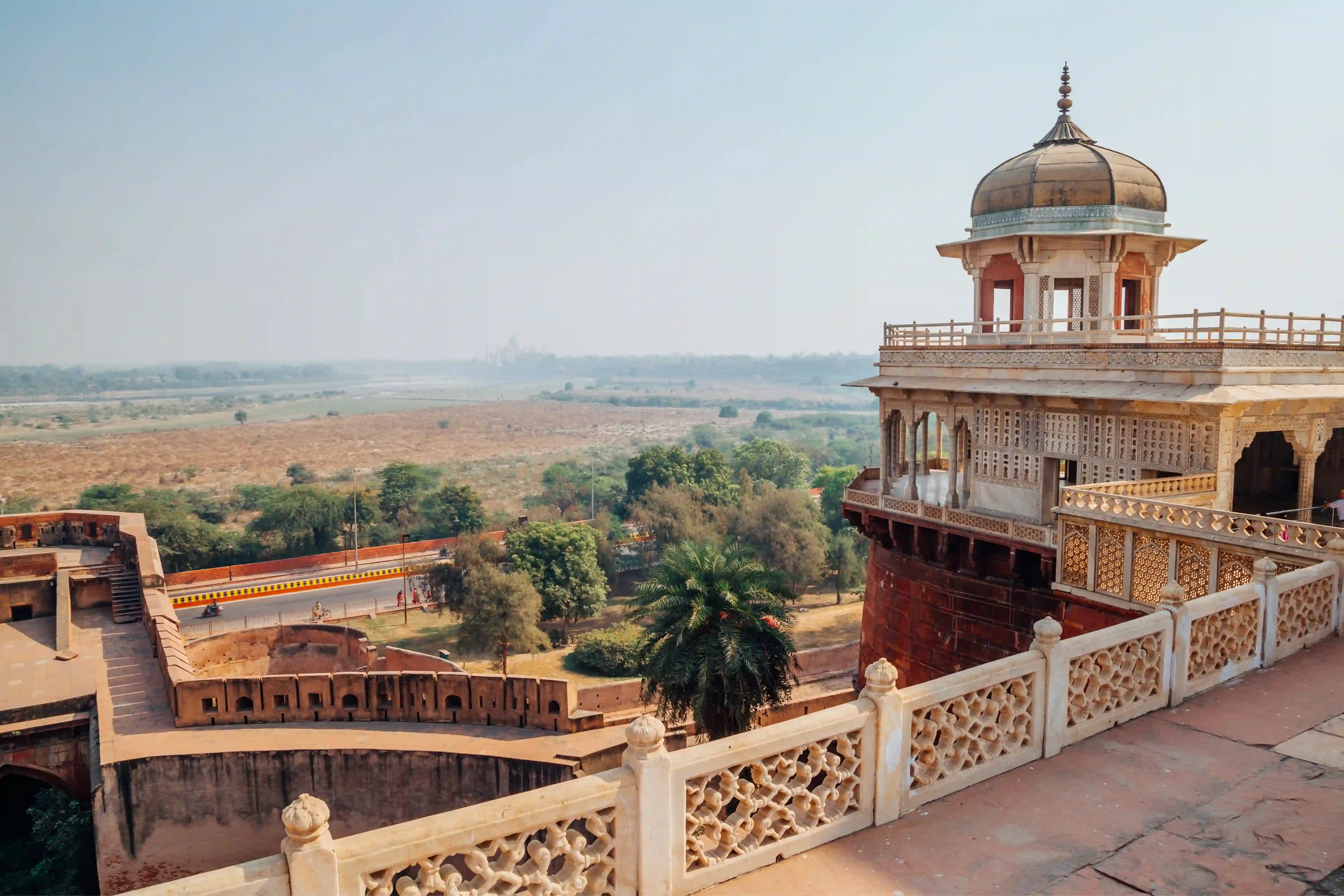 Agra Overnight Tour from Jaipur by Car