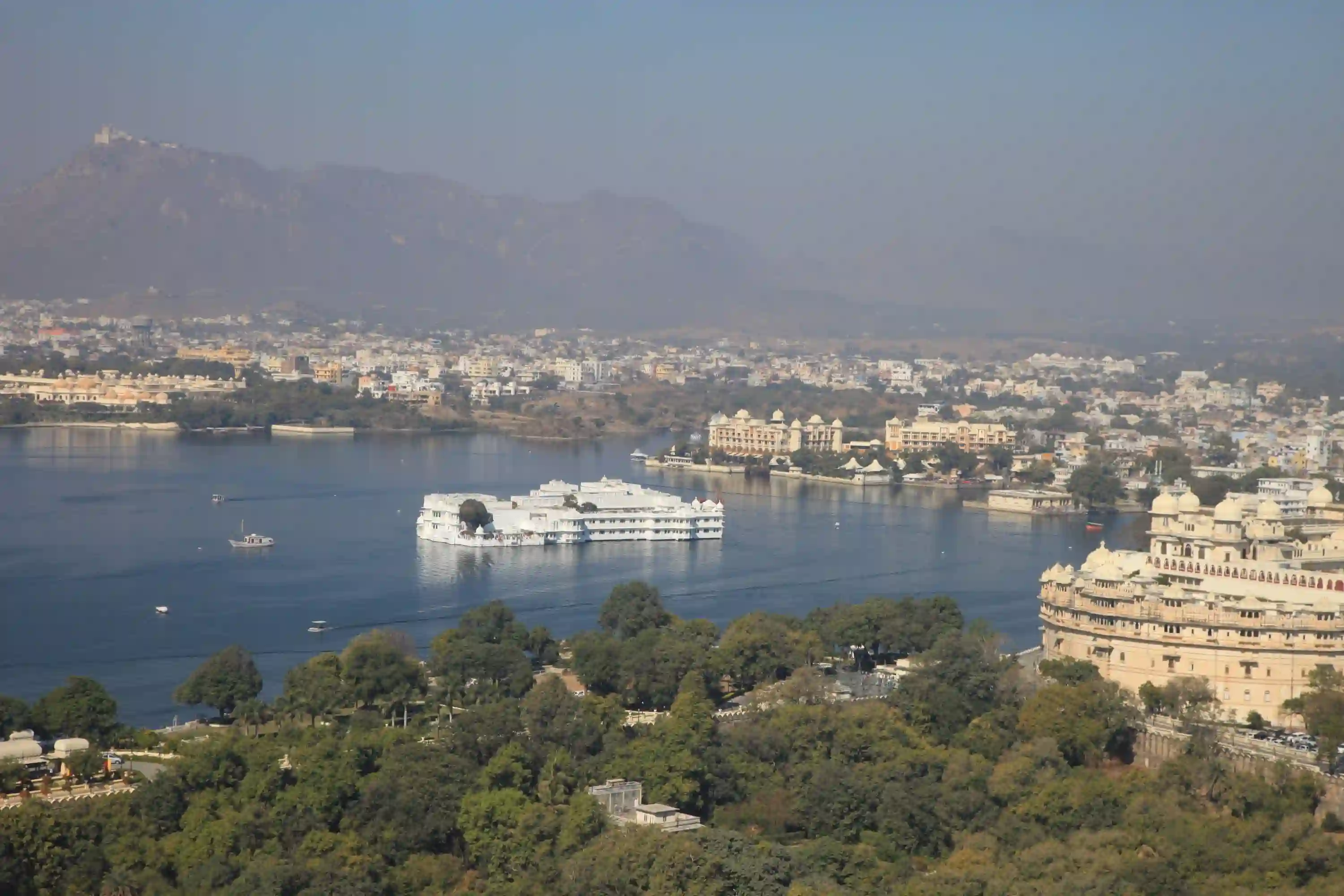 Udaipur Overnight Tour from Jaipur by Car