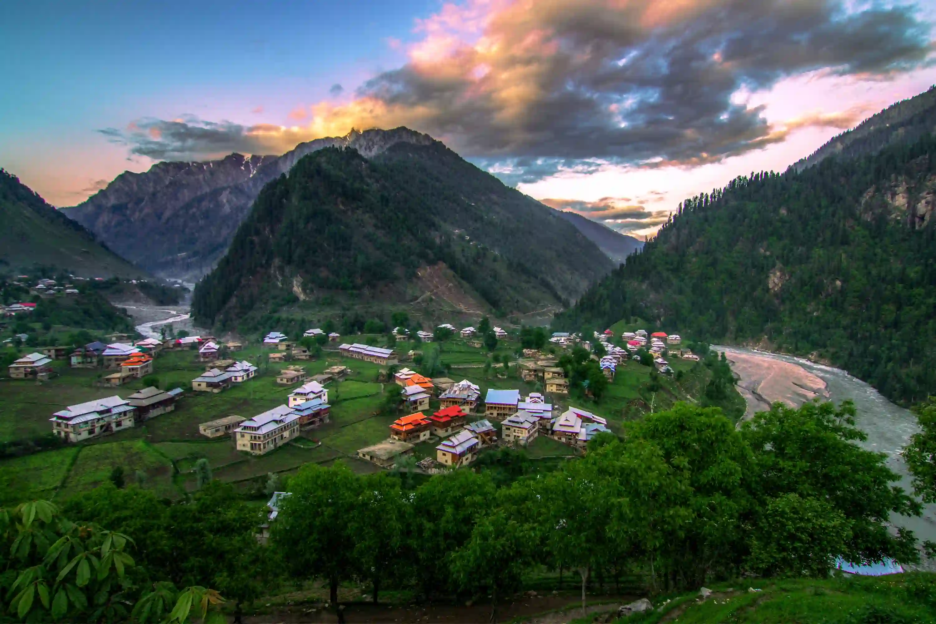Golden Triangle Tour with Kashmir