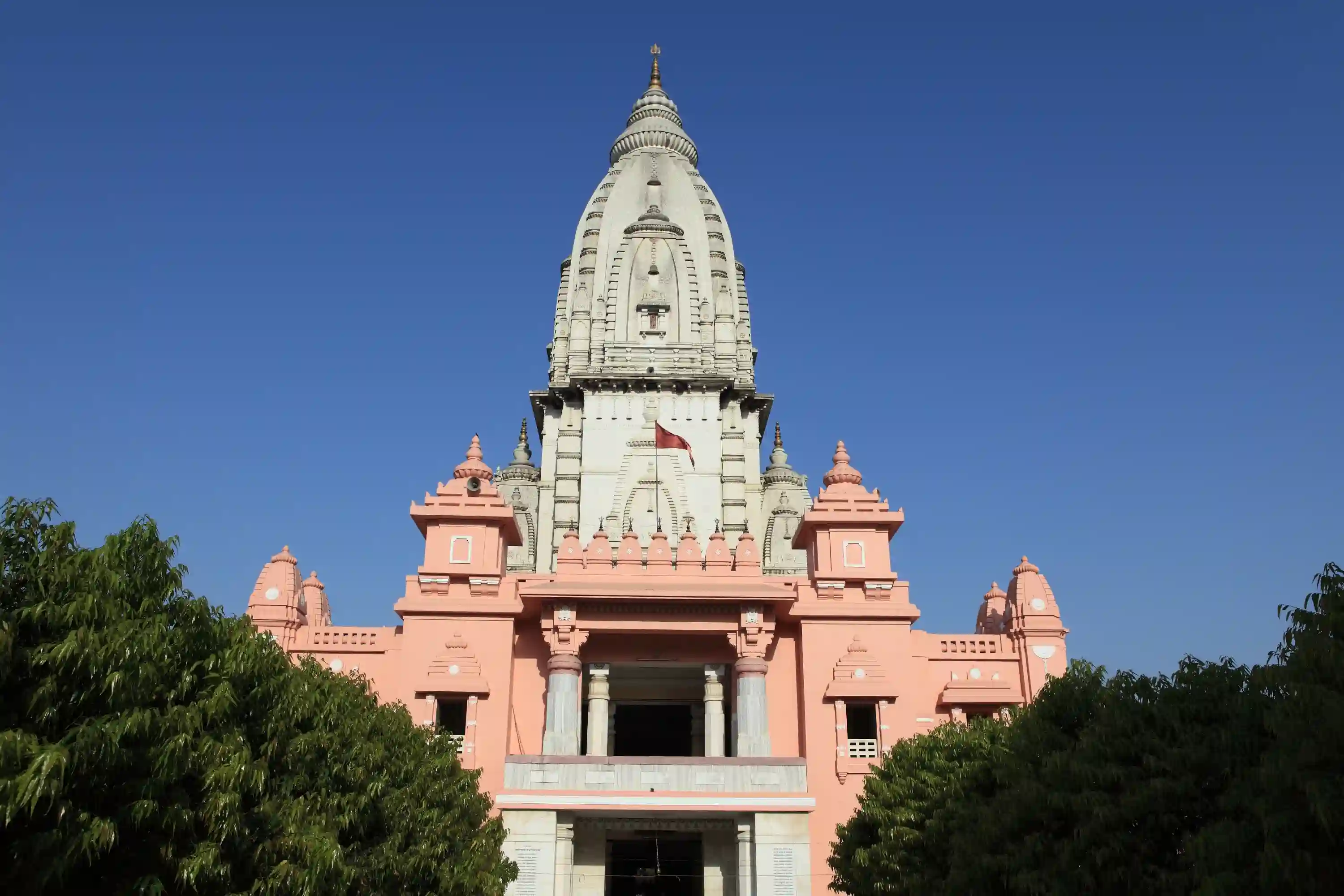 Varanasi Overnight Tour from Delhi by Flight